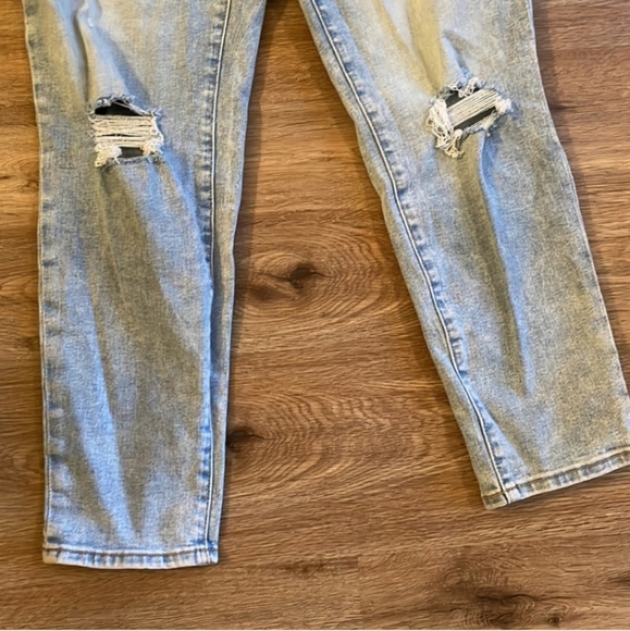 Womens High Waisted Button Fly OG Straight Jeans - Picture 5 of 10